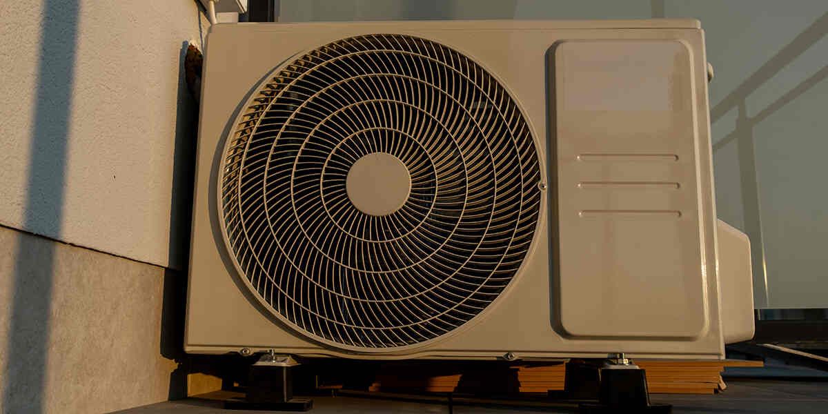 do old ac units use more electricity