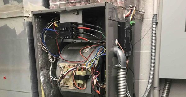 What Causes a Furnace Pressure Switch To Fail?